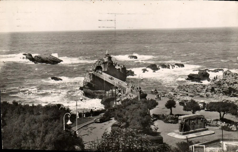 O Rocher e a Esplanada da Virgem — Biarritz — Edição & Cliché BLOC - Frente
