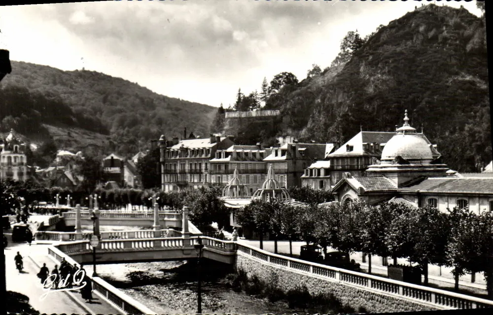 La Bourboule — Quais und Brücken der Dordogne — Edition Olliforgues - Vorderseite