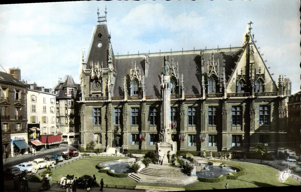 Hôtel de Ville de Rouen — Place du Vieux Marché — editor C. des Arts Photomécaniques - Frente