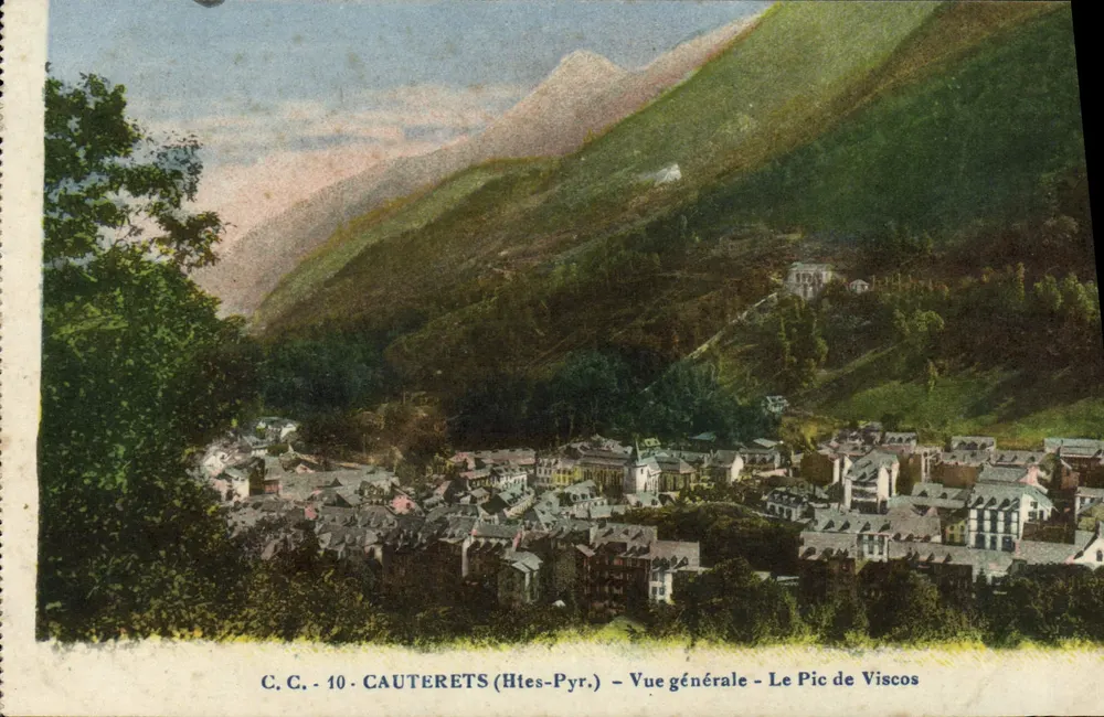 Cauterets (Htes-Pyr.) - Vista geral - O Pic de Viscos — C.C. n°10 - Frente