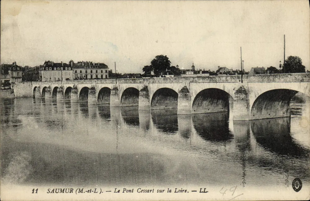 Saumur (M.-et-L.) — Die Cessart-Brücke über die Loire — LL. 49 - Vorderseite