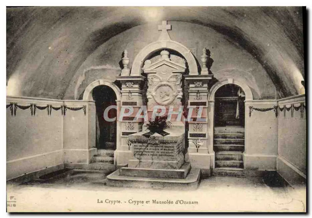 A Cripta — Cripta e Mausoléu de Ozanam - Frente