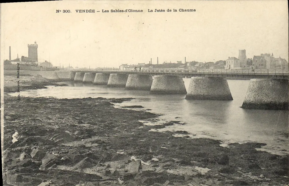 Les Sables-d'Olonne — A Dique da Chaume — Éd. Doupin Modélique, N° 300 - Frente