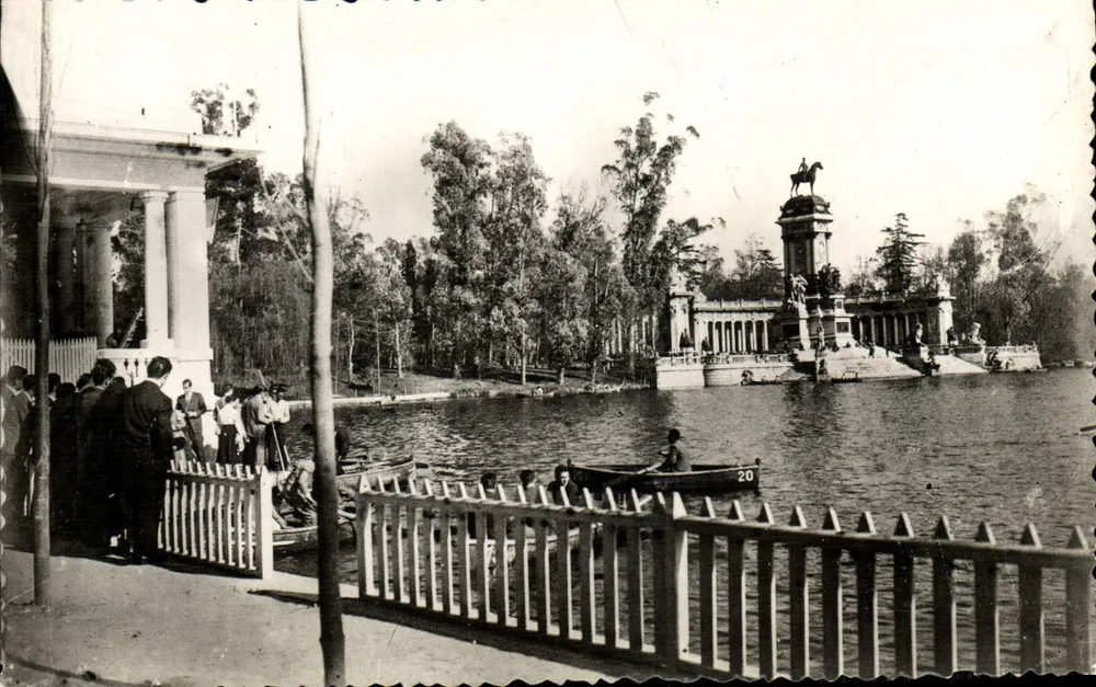 Monumento a Alfonso XII (Retiro) — Madrid — Série Madrid Núm 9 - Frente