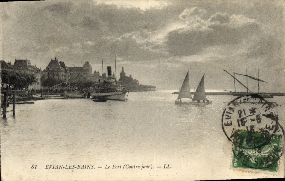 ÉVIAN-LES-BAINS — O Porto (Contre-jour) — LL. - Frente