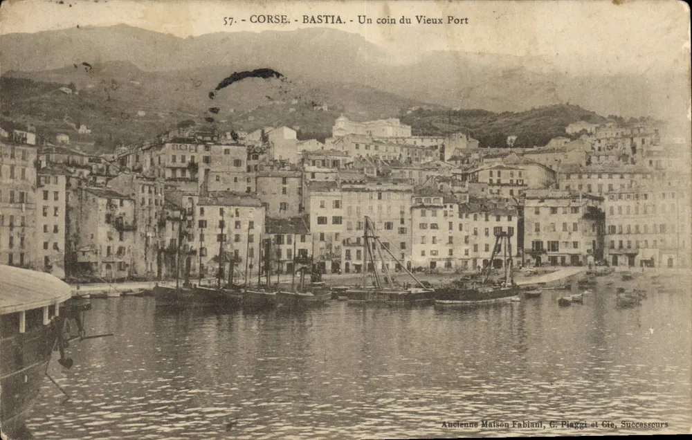 Korsika - Bastia - Ein Stück des Alten Hafens — Altes Haus Fabiani, G. Piaggi und Cie, Nachfolger - Vorderseite