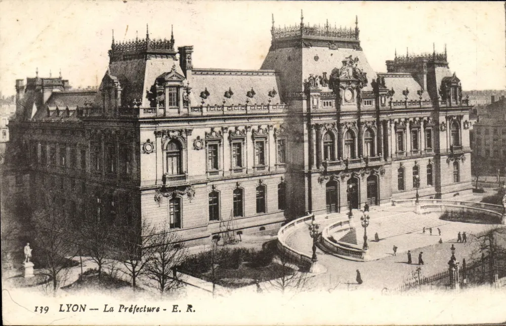LYON — A Prefeitura — E.R. — n° 139 - Frente