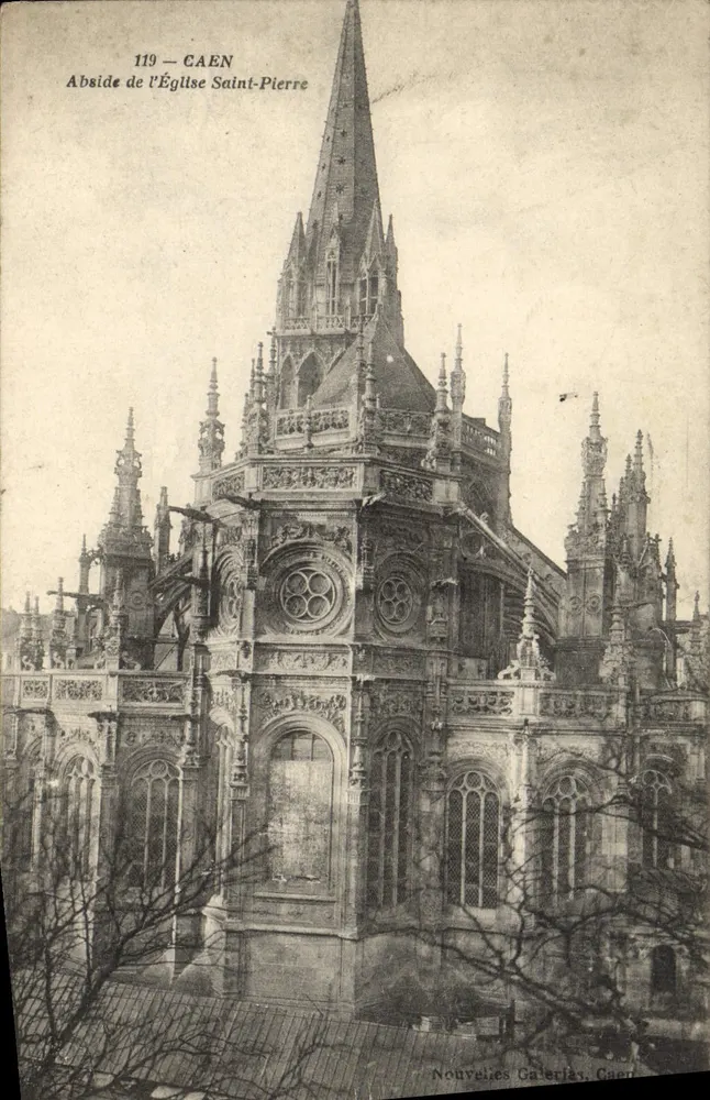 Abside da Igreja de São Pedro — Caen — Nouvelles Galeries, Caen, n°119 - Frente