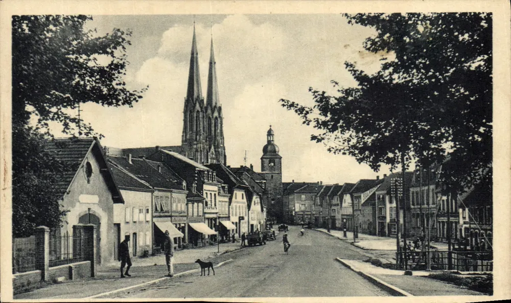 Vue de la cathédrale de Strasbourg — éditeur Paul Teodor - Frente