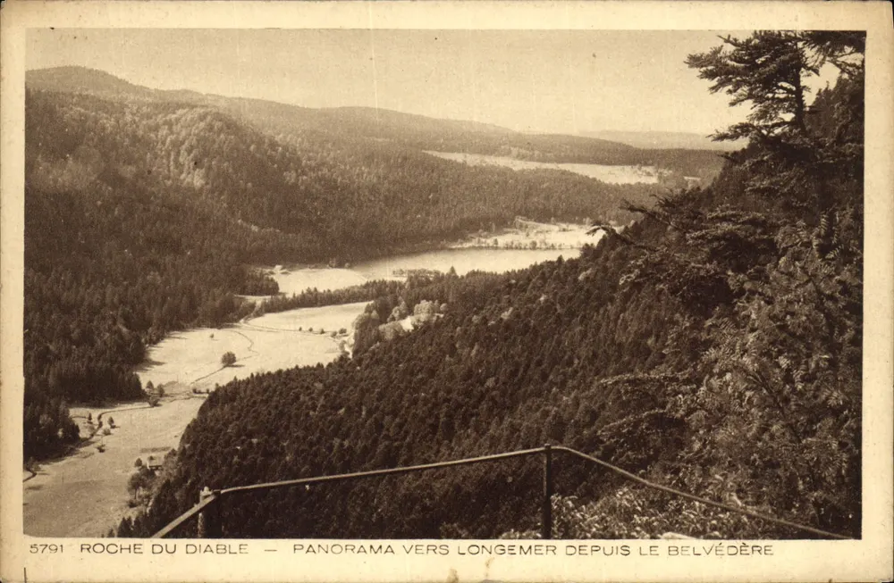 Roche du Diable — Panorama in Richtung Longemer vom Aussichtspunkt aus — n° 5791 - Vorderseite