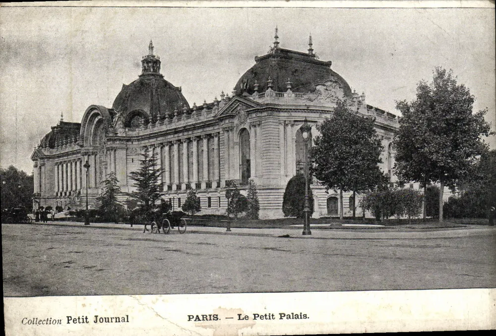 PARIS — O Pequeno Palácio — Coleção Petit Journal - Frente