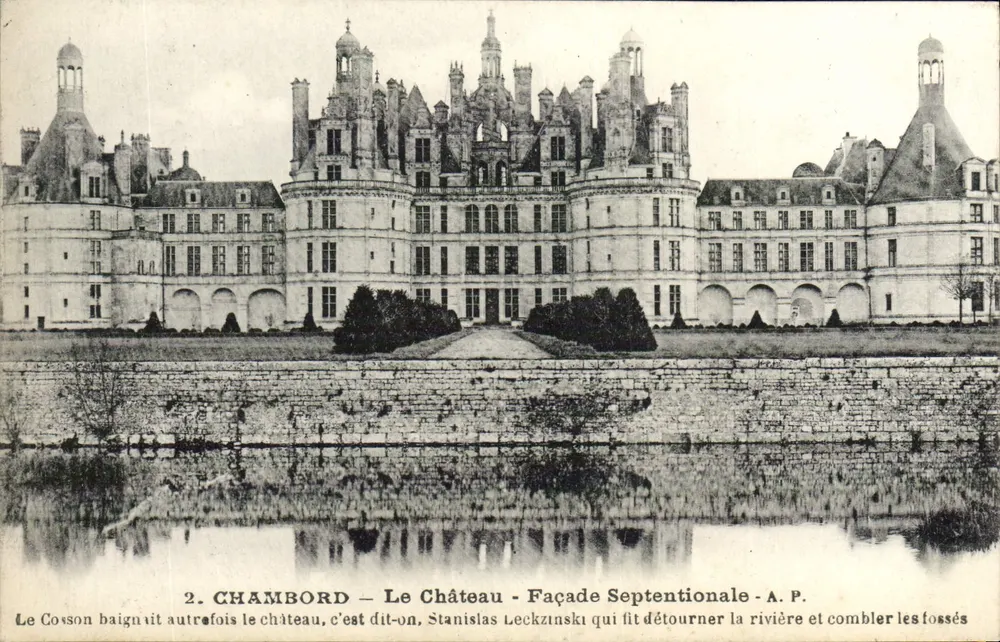 Chambord — Het Kasteel — Noordelijke Facade — A.P. - Voorkant
