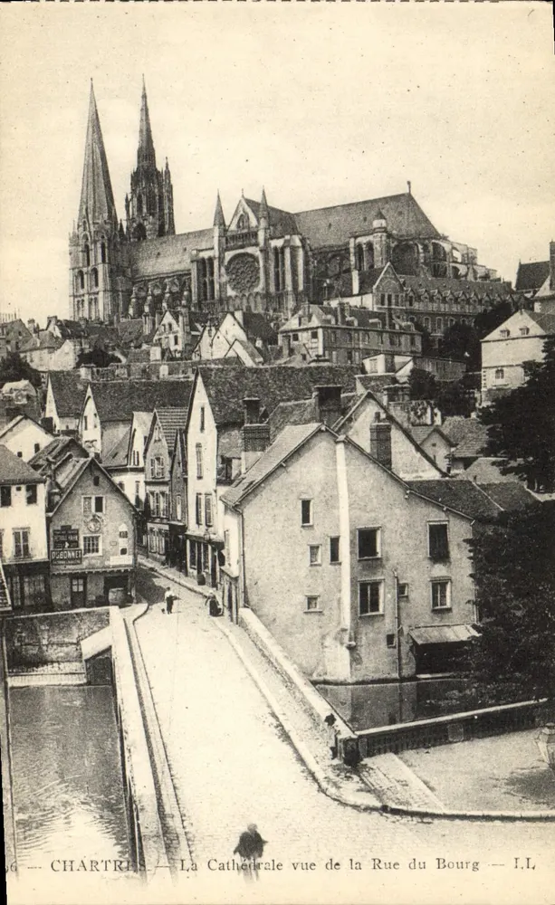 Chartres — Die Kathedrale aus der Rue du Bourg gesehen — I.L. — n°66 - Vorderseite