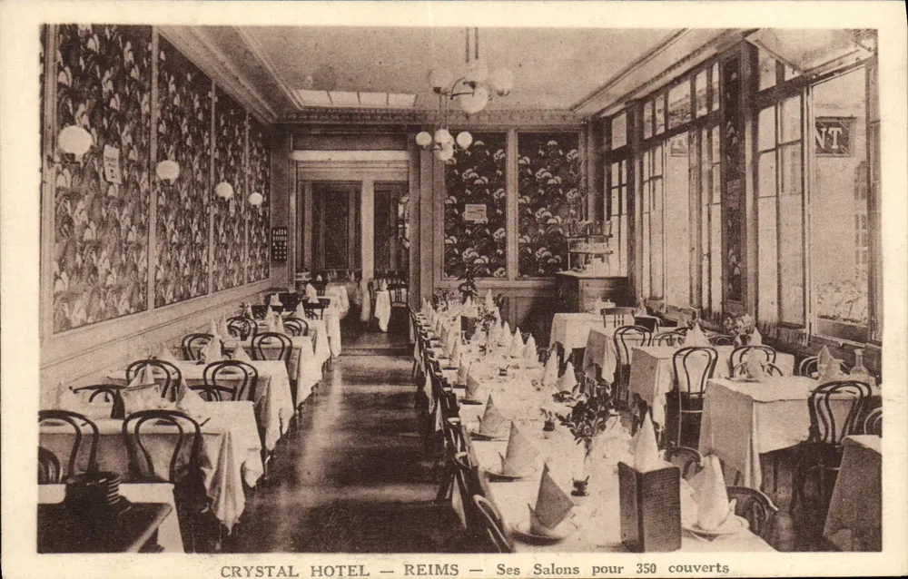 Crystal Hotel — Reims — Ses Salons pour 350 couverts - Recto