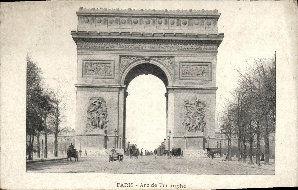 PARIS - Arco do Triunfo — vista monumental — editor não identificado - Frente