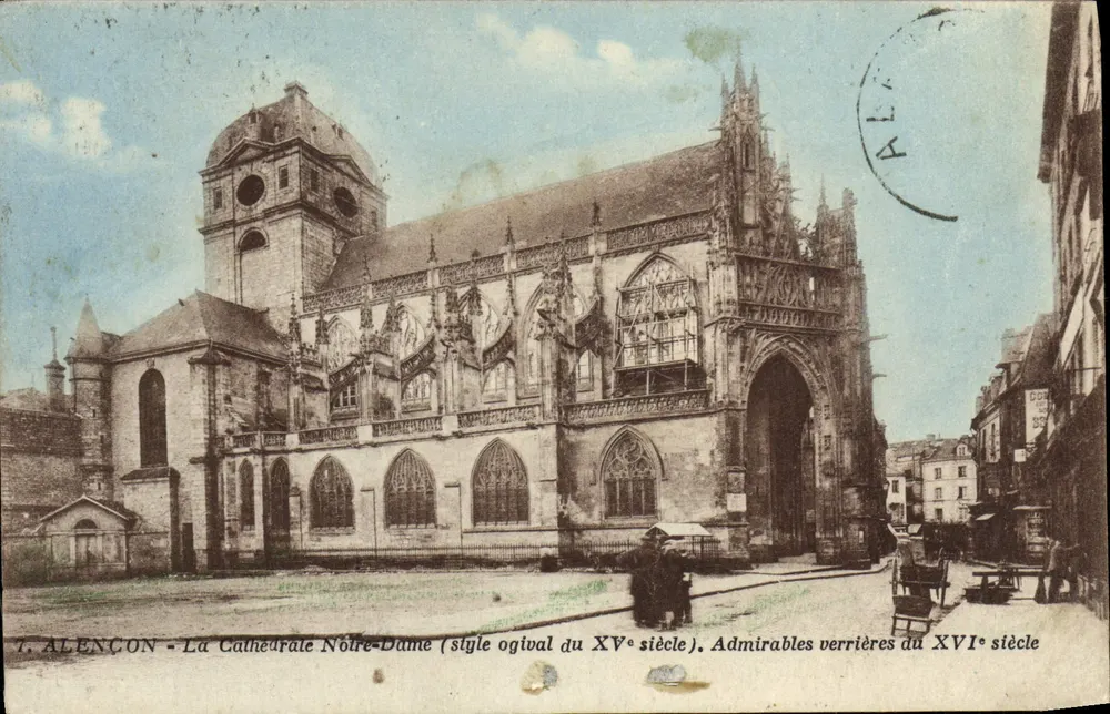 Alençon - A Catedral de Nossa Senhora (estilo ogival do século XV). Admiráveis vitrais do século XVI - Frente