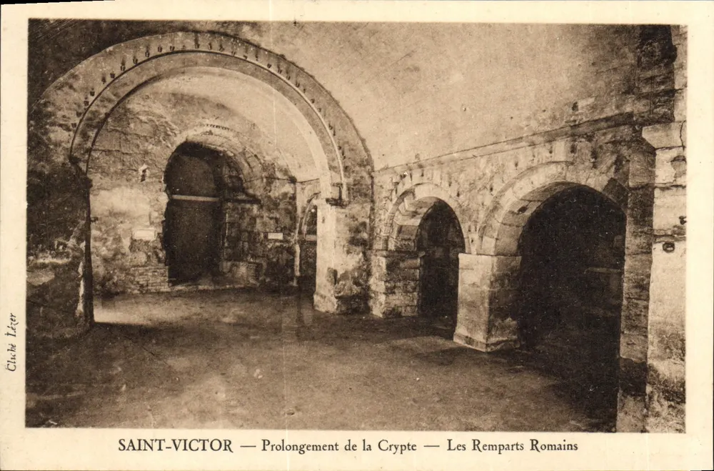 SAINT-VICTOR — Verlängerung der Krypta — Die römischen Mauern — Clube Lézer - Vorderseite