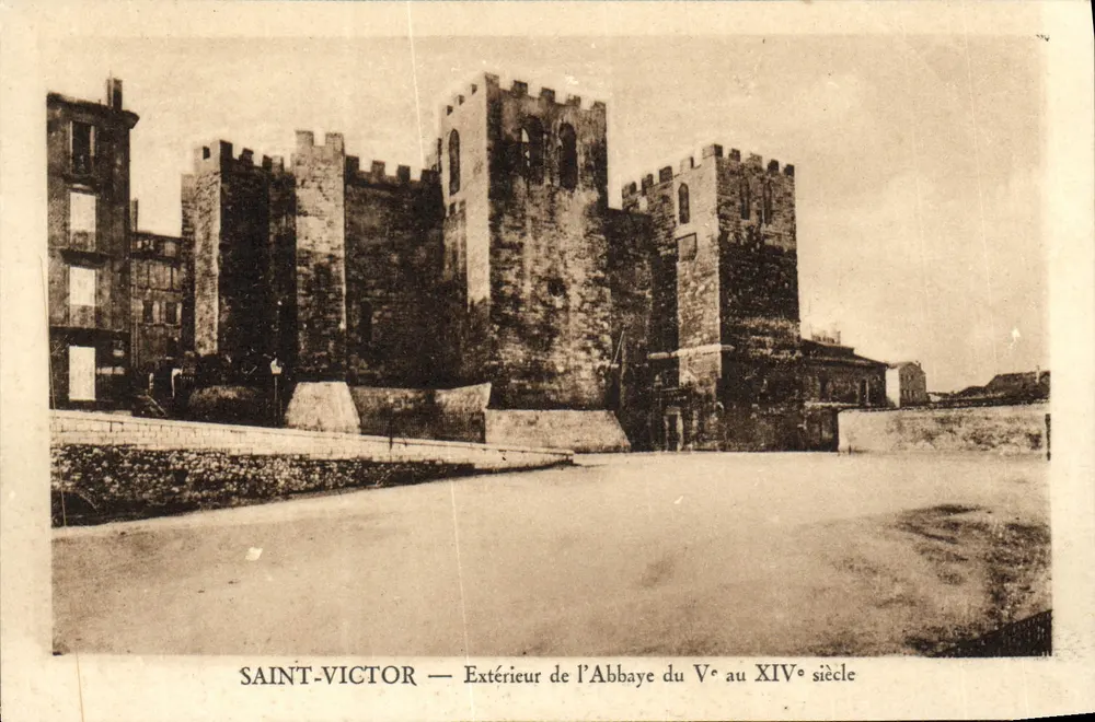 Saint-Victor — Extérieur de l'Abbaye du Ve au XIVe siècle — IMPR. M. LESCUYER & FILS, 16, Rue Lemparts-d'Ainay - Lyon - Vorderseite