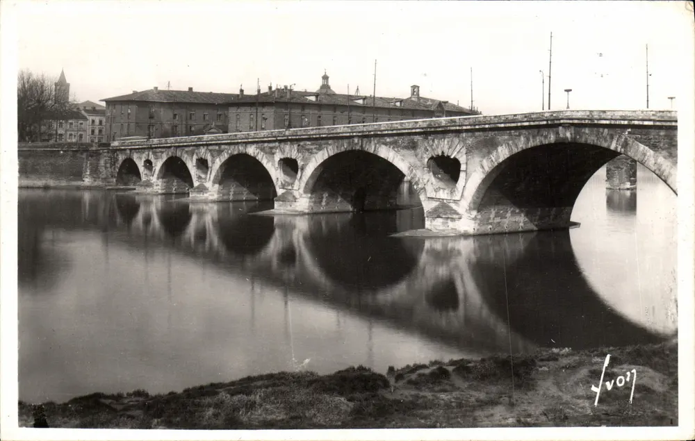 Toulouse (Ht.-Garonne) — O Ponte Novo — Edições d'Art Martel, Paris - Frente