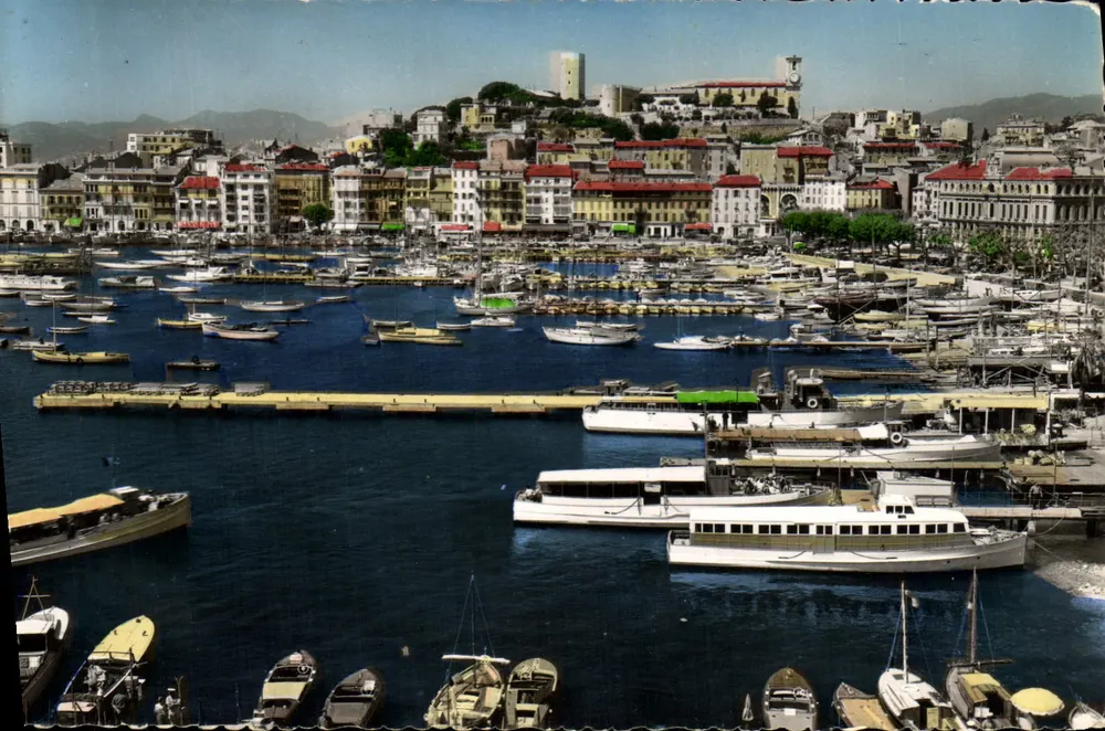 Cannes — Der Hafen und das Gemeindekasino — Éditions Françaises - Vorderseite