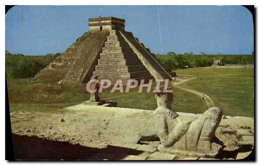 El Castillo, Chichén Itzá — Yucatán — Foto por Mark Turok - Frente