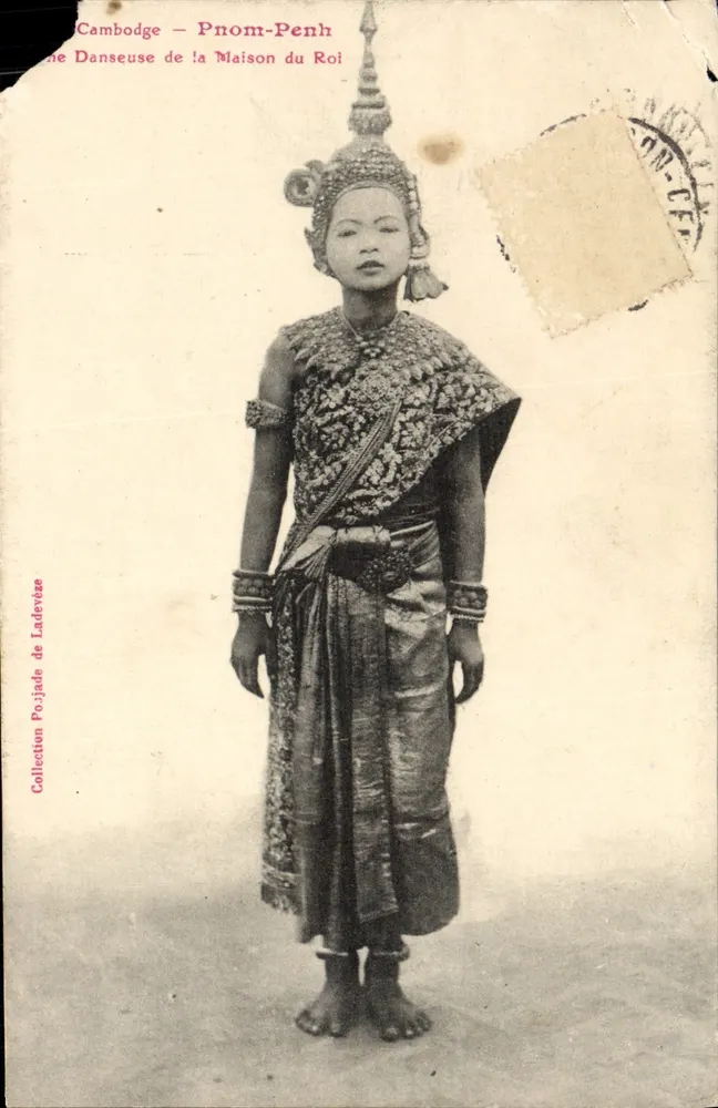 Danseuse de la Maison du Roi — Phnom-Penh — Collection Pojade de Ladevèze - Recto