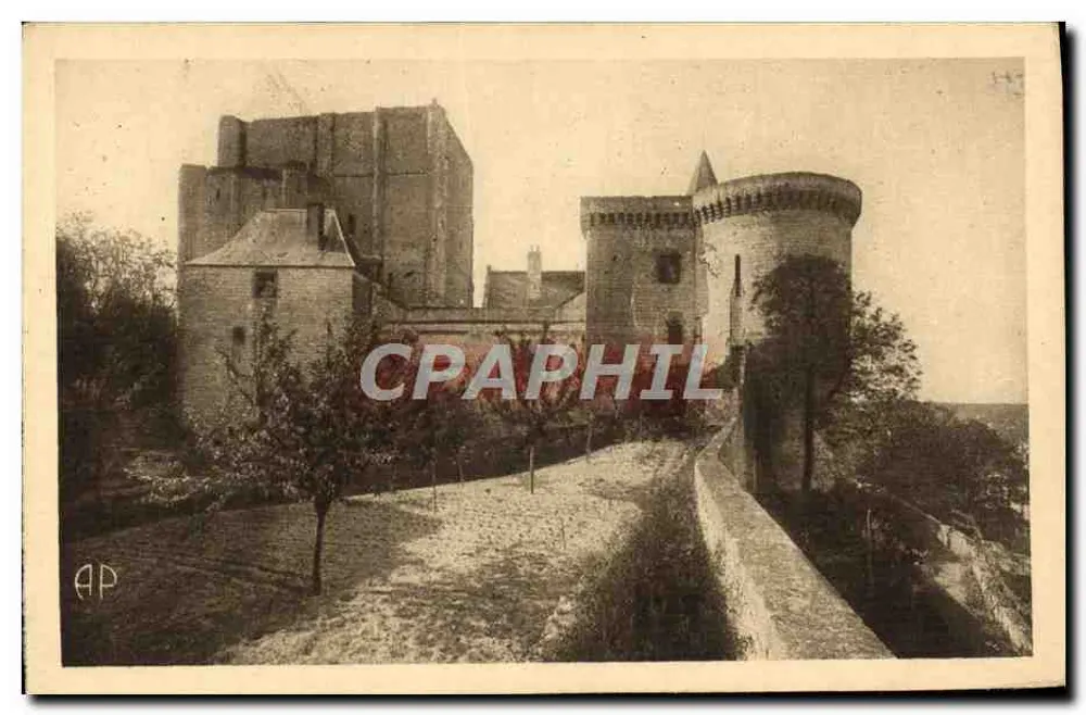 Loches (Indre-et-Loire) — Der Bergfried, der Eingang und der Hof von Louis XI — E. DUPRÉ, Tours - Vorderseite
