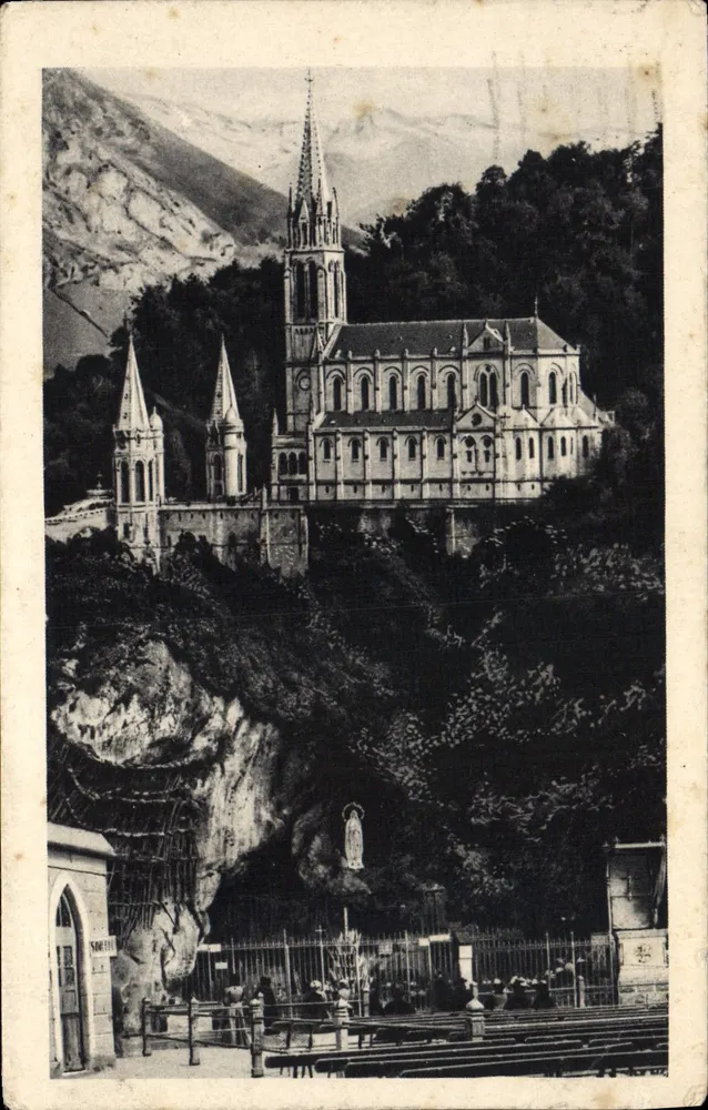 Lourdes — A Gruta e a Basílica — Edição P. DOBÉCQ, Lourdes, n°23 - Frente