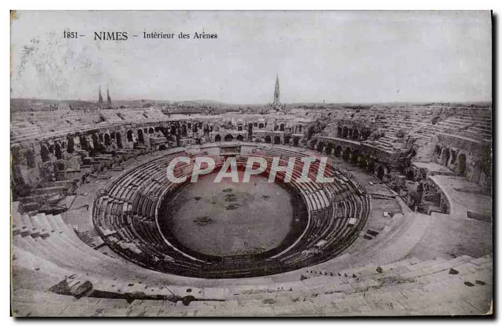 Nîmes — Interior das Arenas — Bernaud, Imp. e Ed. Nîmes - Frente