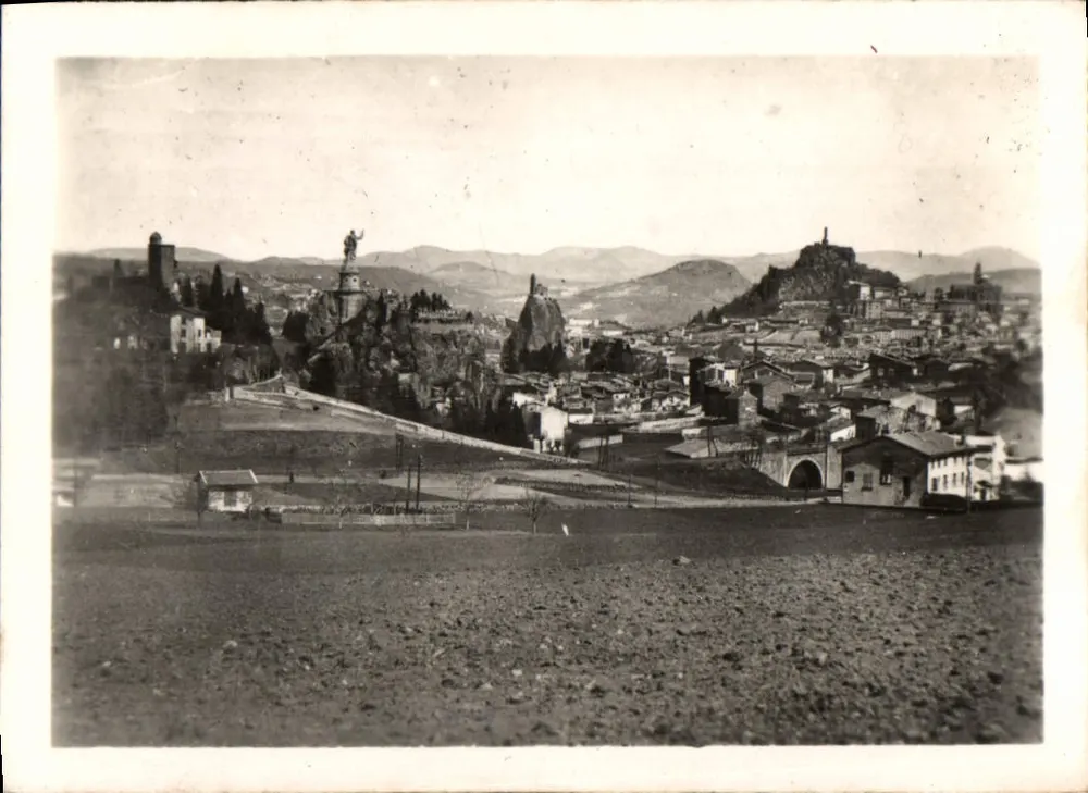 Le Puy — Os Quatro Rochos - Frente