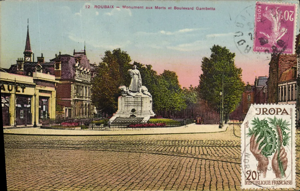 Roubaix — Gedenkstein für die Toten und Boulevard Gambetta — Ausgabe ADIA Imp. Nice - Vorderseite