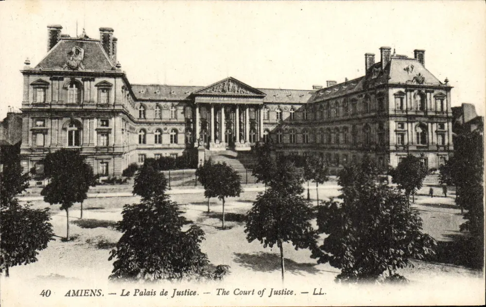 Amiens — Het Paleis van Justitie — LL. - Voorkant
