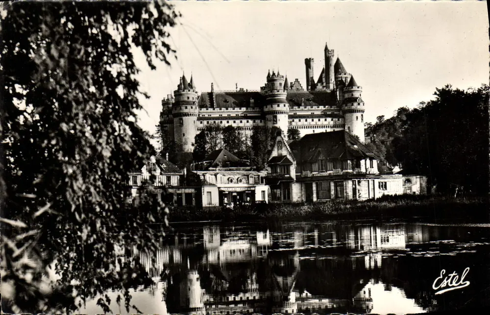 O Castelo de Pierrefonds — Lago — Editor Estel, n° 1480 - Frente