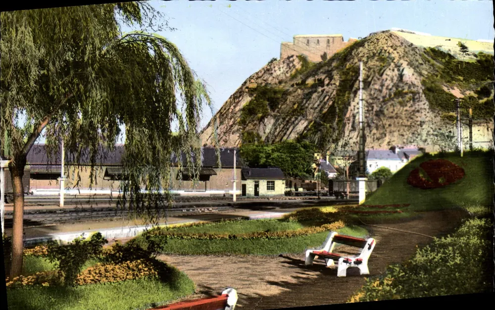 Cherbourg (Manche) — Die Montagne du Roule und das Museum der Befreiung — Verlag: Si-Pierre-Goubey, Si-Pierre-Goubey, ROMACOLOR - Vorderseite