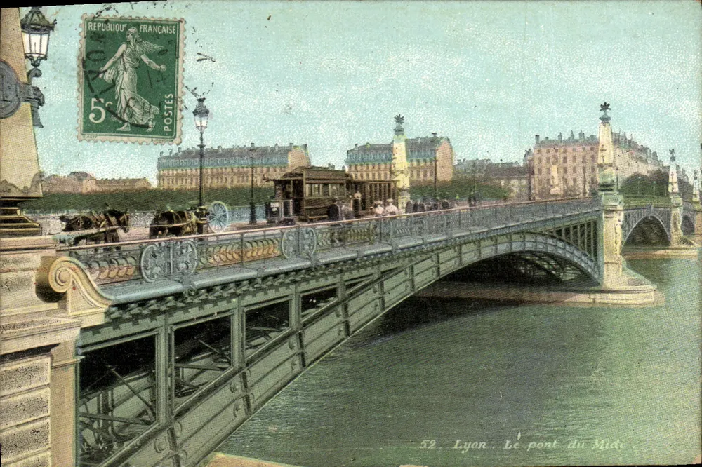 Lyon — O ponte do Mide — editor L.V. n°52 - Frente