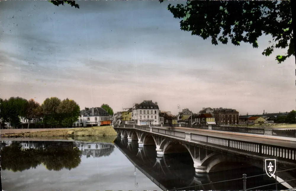 O Ponte sobre o Cher — Montluçon (Allier) — Edições do P. Soutigny - Frente