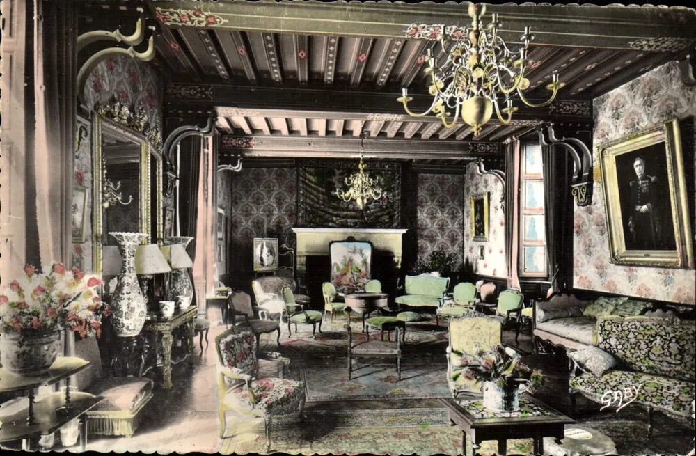 Schloss Bienassis in Erquy — Der Große Salon — Éditions Gaby - Vorderseite