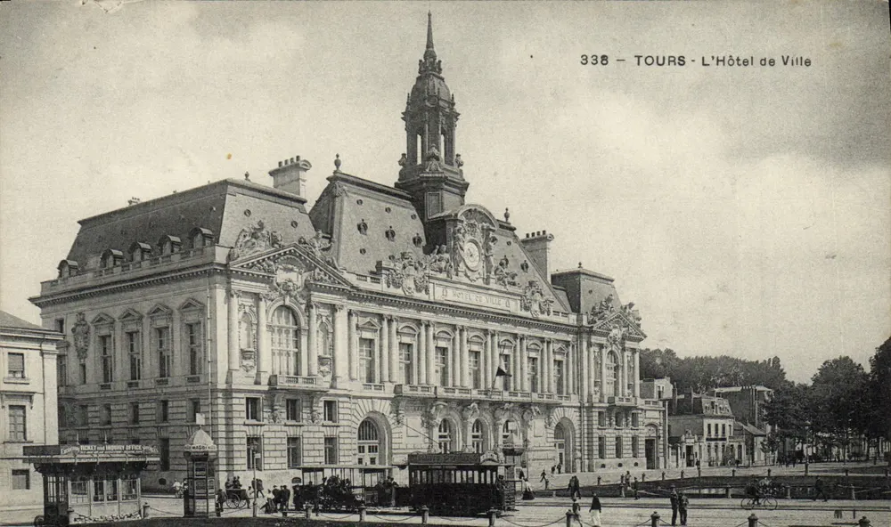 Tours - O Hotel de Ville — editor: MASSEY & CIE, n° 338 - Frente