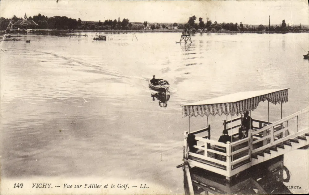 Vichy — Vista sobre el Allier y el Golfo — LL. — Editor LL. — N° 142 - Anverso