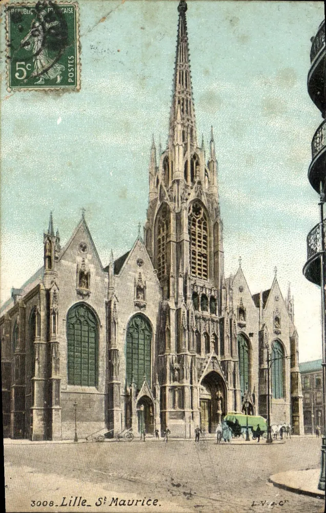 Lille - Église Saint-Maurice — vue de l'édifice gothique avec son clocher à flèche, éditeur L.V.A.C. n° 3008 - Frente