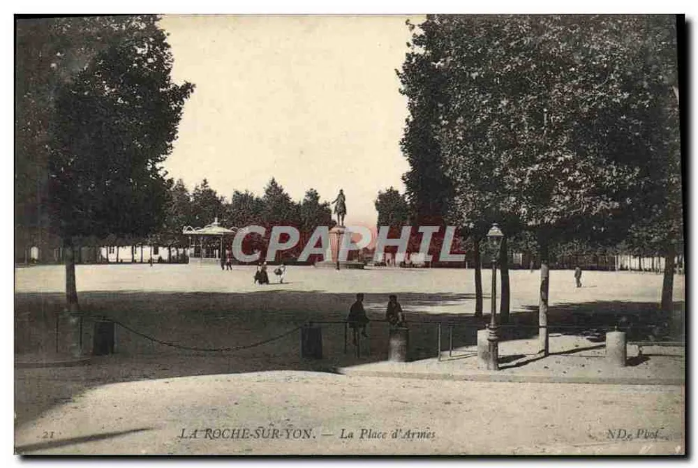 La Roche-sur-Yon — Die Place d'Armées — NDg Pivol - Vorderseite