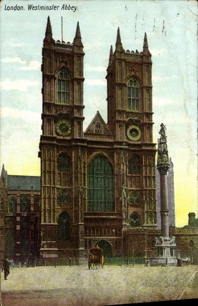 Westminster Abbey — façade gothique avec clochers et statue sur colonne — éditeur non visible - Frente