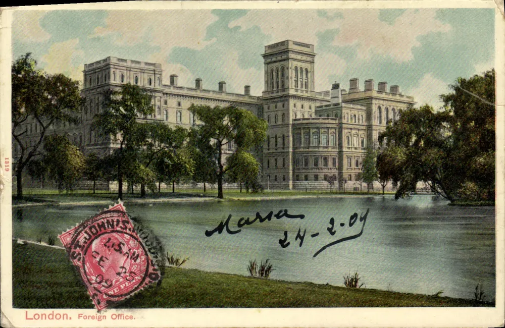 London, Foreign Office — bâtiment monumental bordant un étang — éditeur Pictorial Stationery Co. Ltd. Londres - Awers