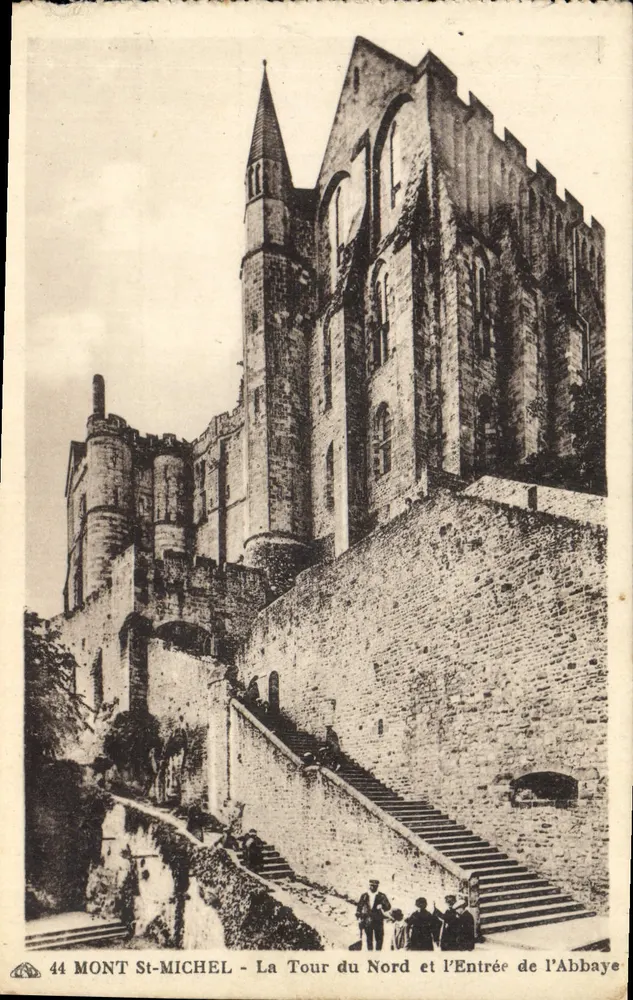 Mont-Saint-Michel — Die Nordtürme und der Eingang zur Abtei — 44 - Vorderseite