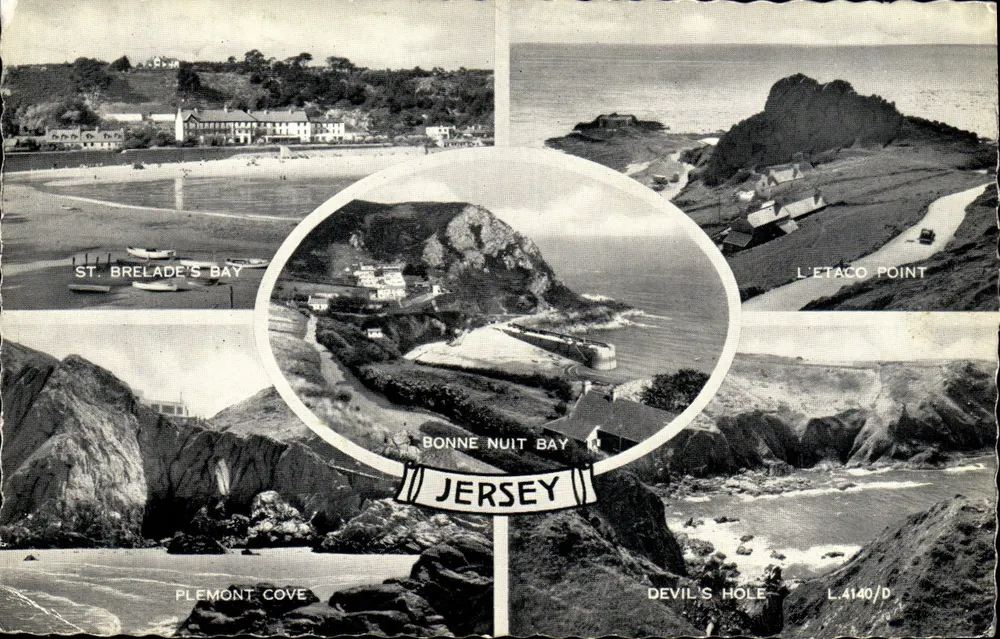 Jersey — Panoramablick auf Strände und Klippen — Valentine's Postcard Ltd. - Vorderseite