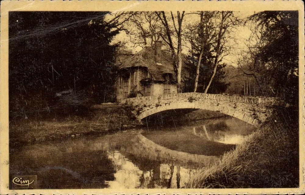 Rambouillet (S.-et-O.) — O Pavilhão das Conchas — Editor Combier & Macon - Frente