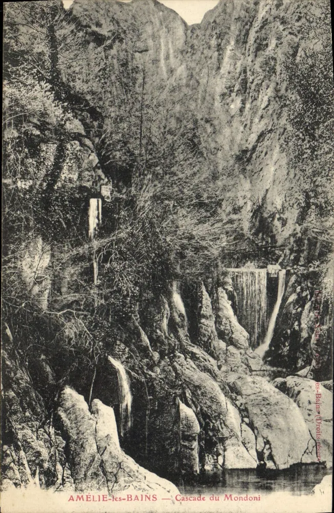 Amélie-les-Bains — Cachoeira do Mondoni — Editor: Les Bains (Direitos reservados) - Frente