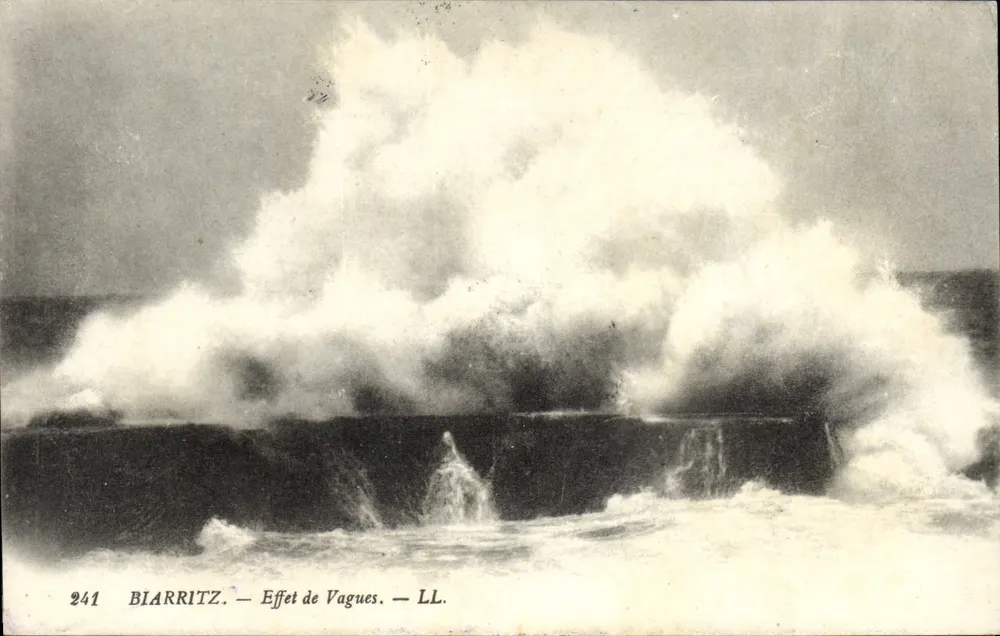 Biarritz — Efeito de Ondas — LL. n° 241 - Frente