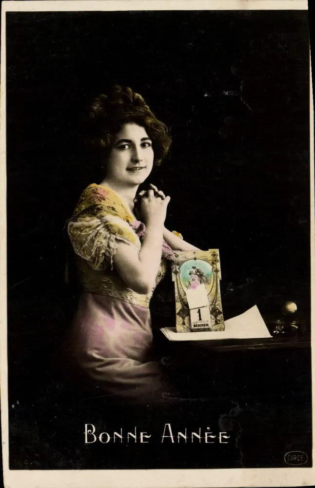 Jovem mulher com vestido colorido — Boa Ano 1901 — Circe - Frente