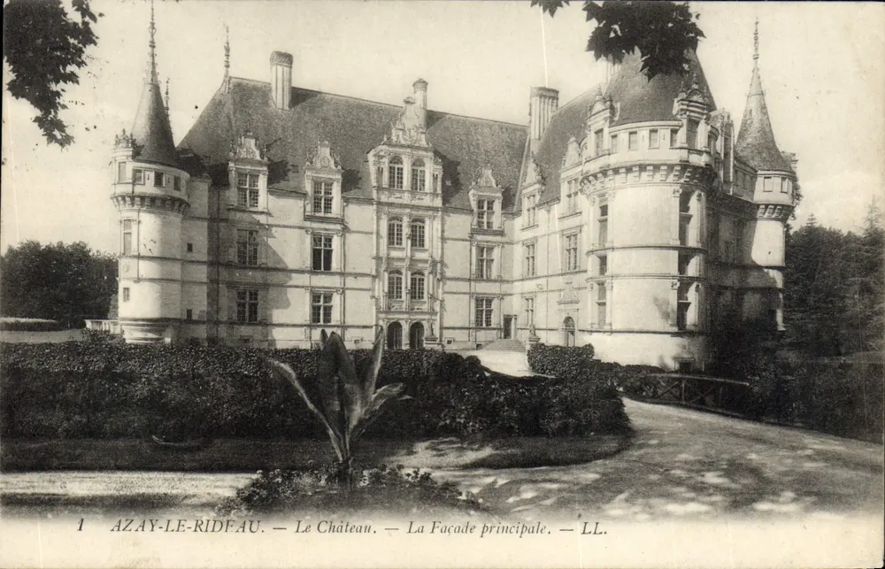 Azay-le-Rideau — Das Schloss — Die Hauptfassade — LL. - Vorderseite